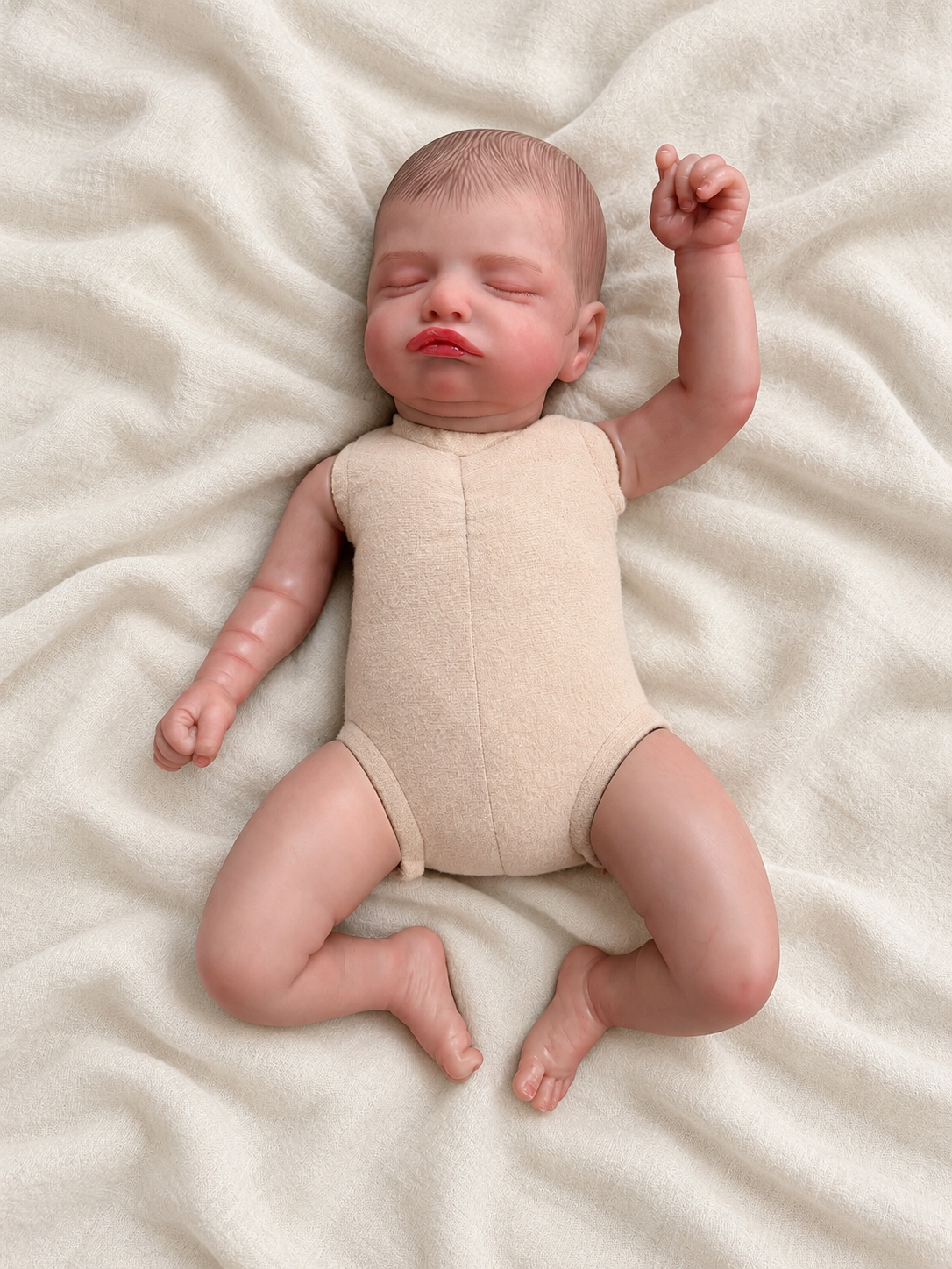 Chloe 🤍 Muñeca Realista 40cm 850gr | Bebé Estilo Reborn Vinilo con Ojos Cerrados