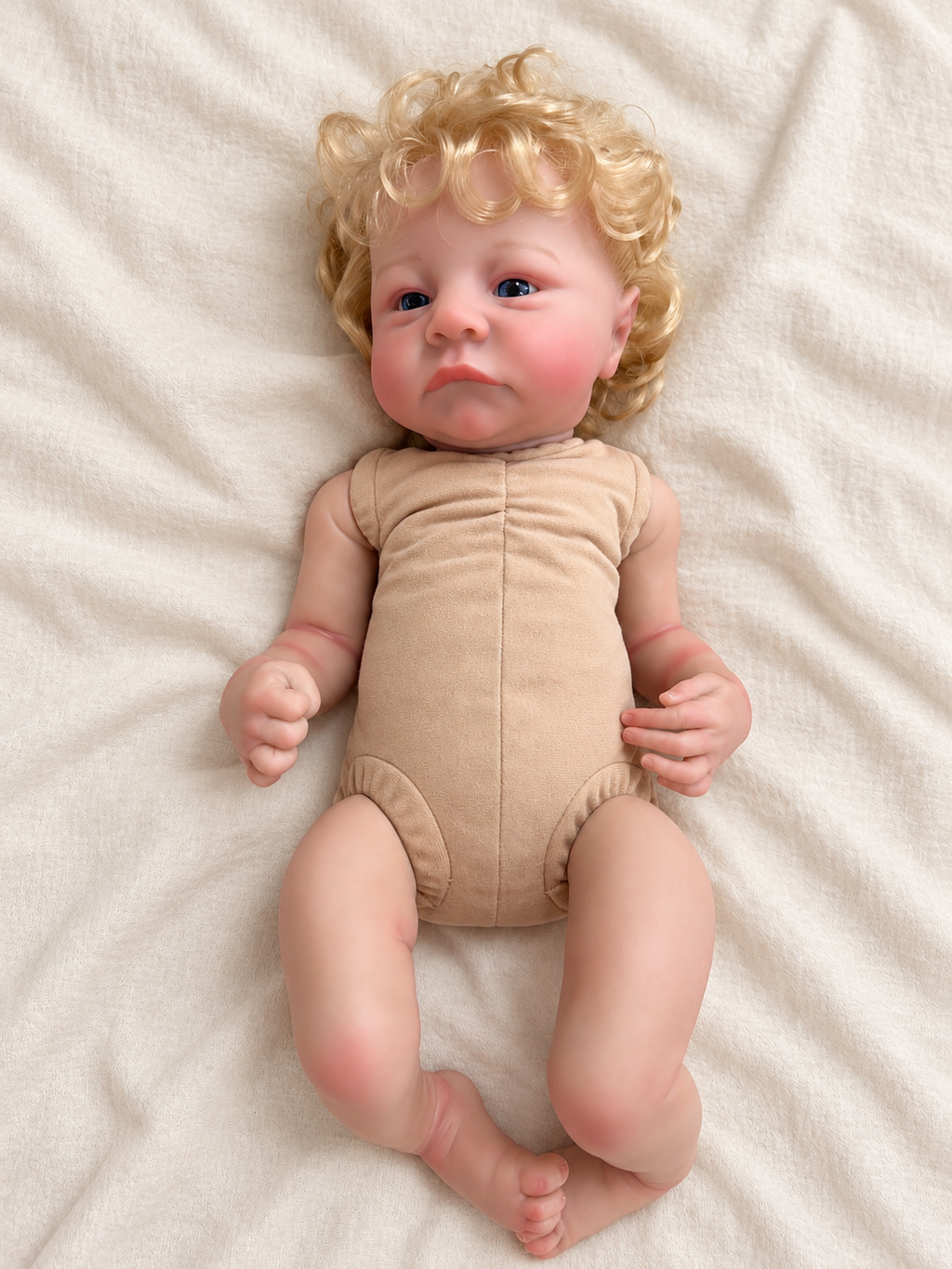 Vivian 🤍 Muñeca Realista 45cm 1.7kg | Bebé Estilo Reborn Vinilo con ojos abiertos