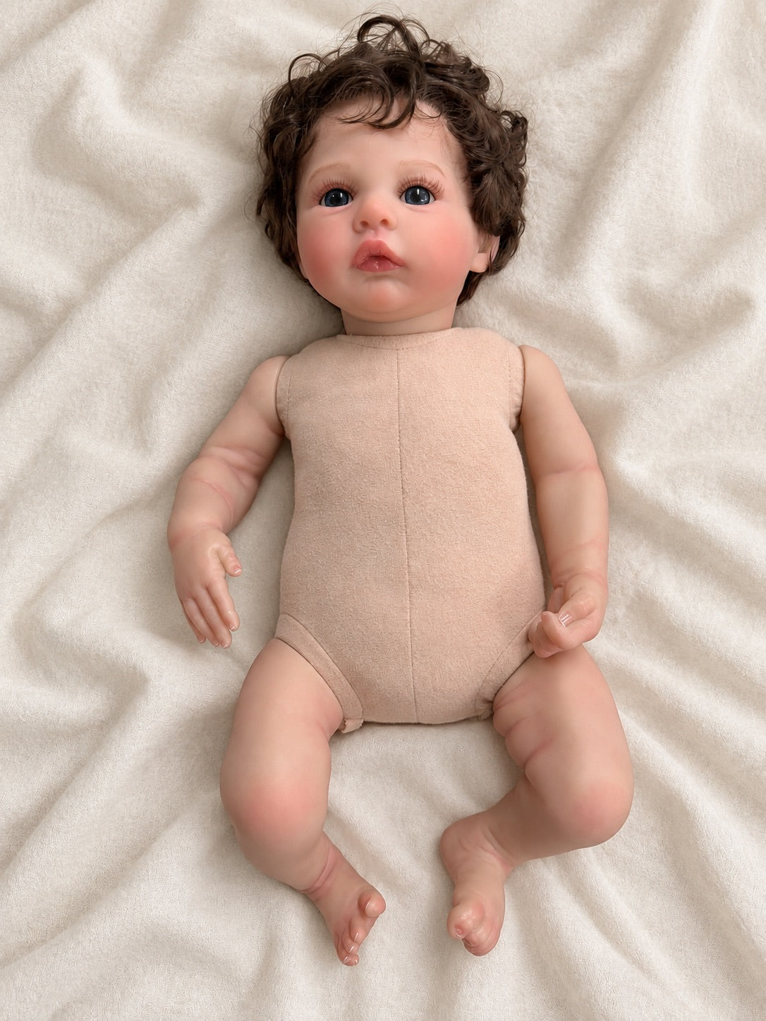 María 💛 Muñeca Realista 45cm 1,680kg | Bebé Estilo Reborn Vinilo con Ojos Azules