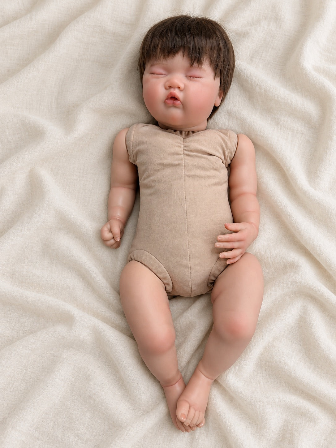 Li 💛 Muñeca Realista 48cm 2,14kg | Bebé Estilo Reborn Vinilo con Ojos Cerrados