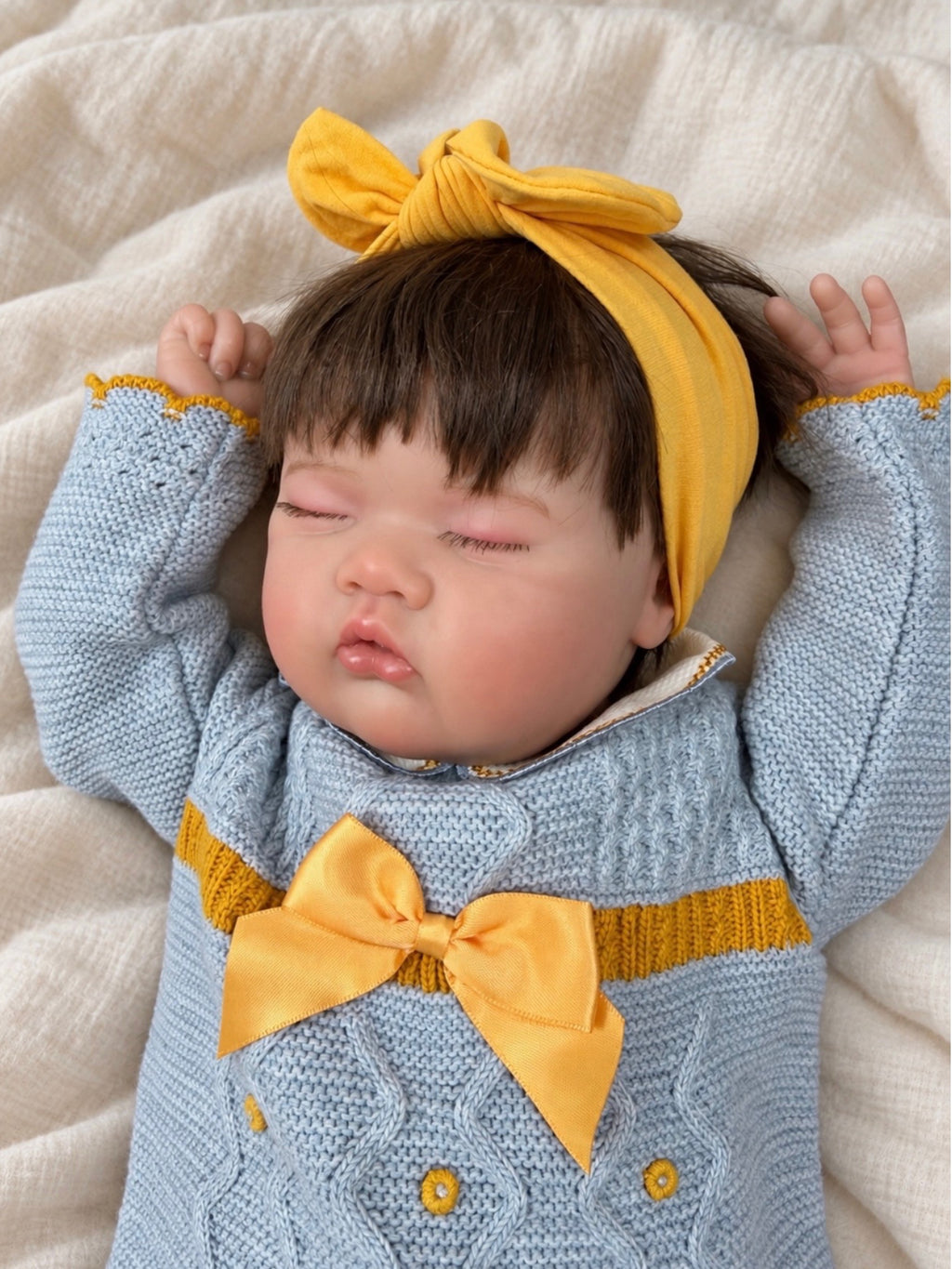 Li 💛 Muñeca Realista 48cm 2,14kg | Bebé Estilo Reborn Vinilo con Ojos Cerrados